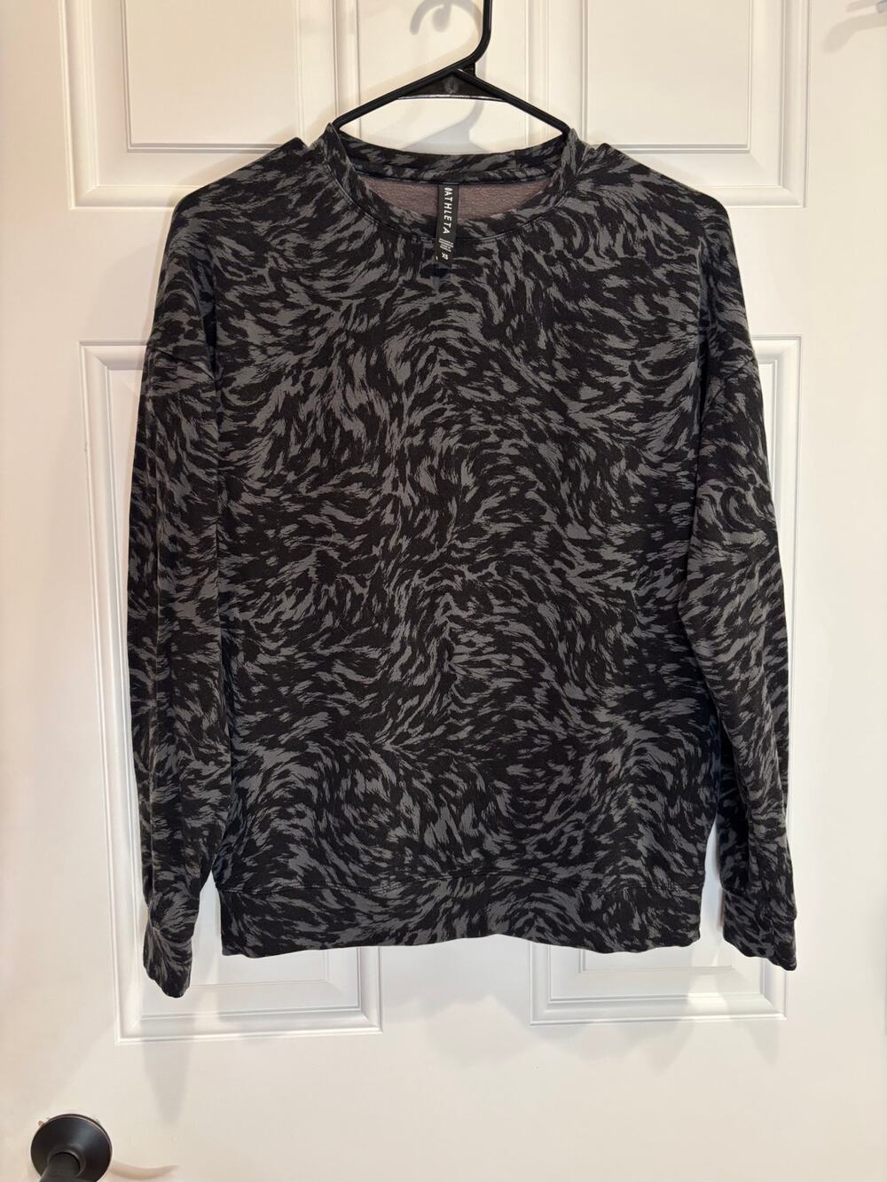 Athleta Balance Pullover Sweatshirt – Dark Gray & Black – XS